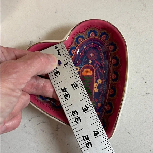 Natural Life Heart Shaped Trinket Dish, Candle & Box - Picture 17 of 17